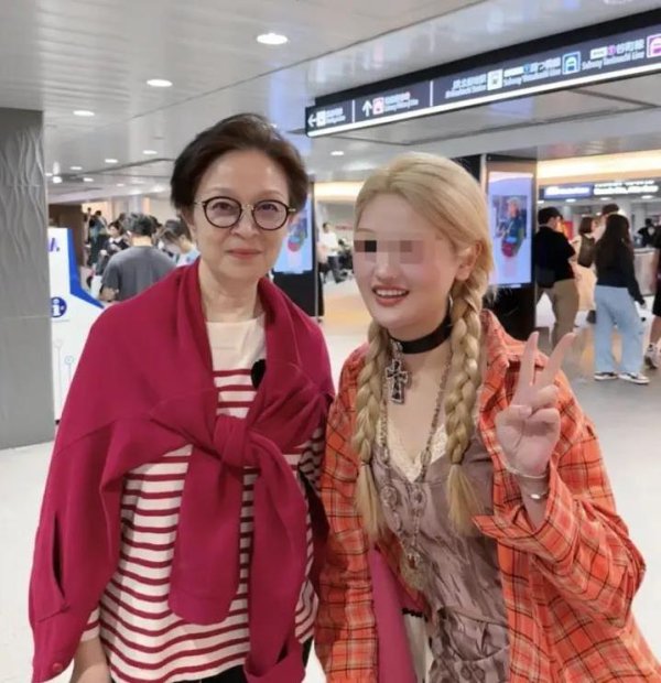 万德资本 67岁刘莉莉走红后赴美隐退，如今为女儿婚事急白头